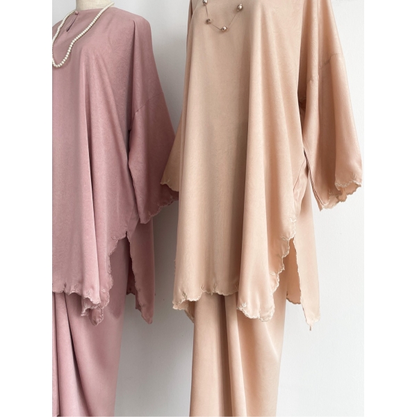 Vaneesa Kurung Set