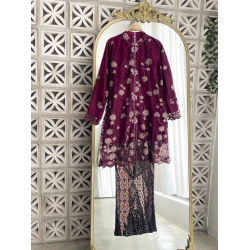 Pertiwi Lace Kurung - Maroon